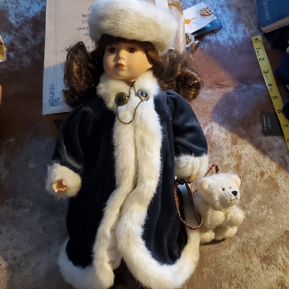 Vintage The Boyds Collection Yesterdays Child Doll
